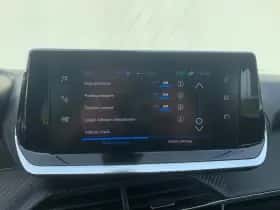 Peugeot 2008 (2021) thumbnail 17
