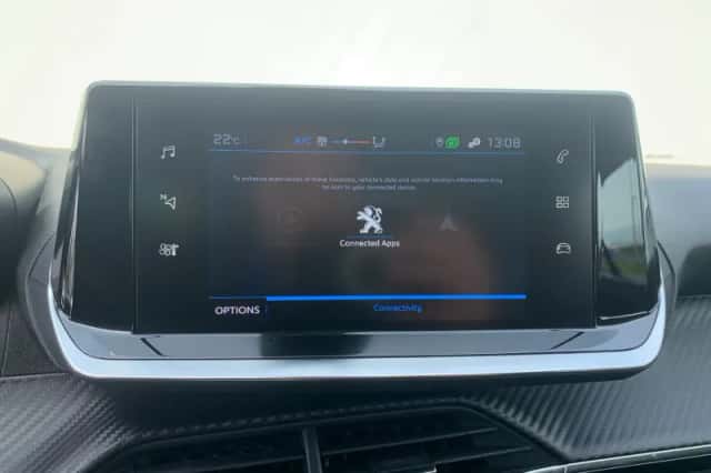 Peugeot 2008 (2021) thumbnail 22