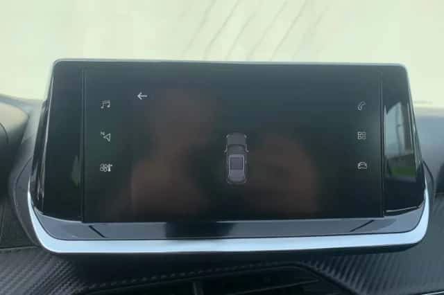 Peugeot 2008 (2021) thumbnail 23