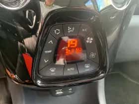 Peugeot 108 (2020) thumbnail 22