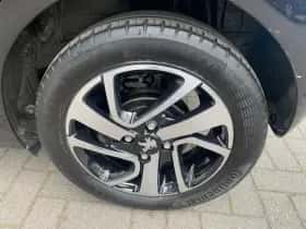 Peugeot 108 (2020) thumbnail 36