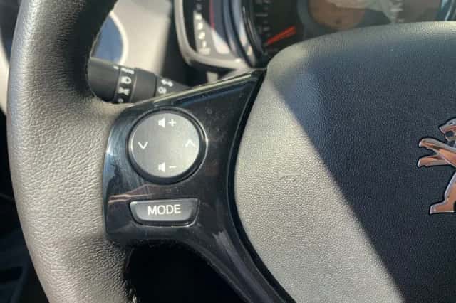 Peugeot 108 (2020) thumbnail 12