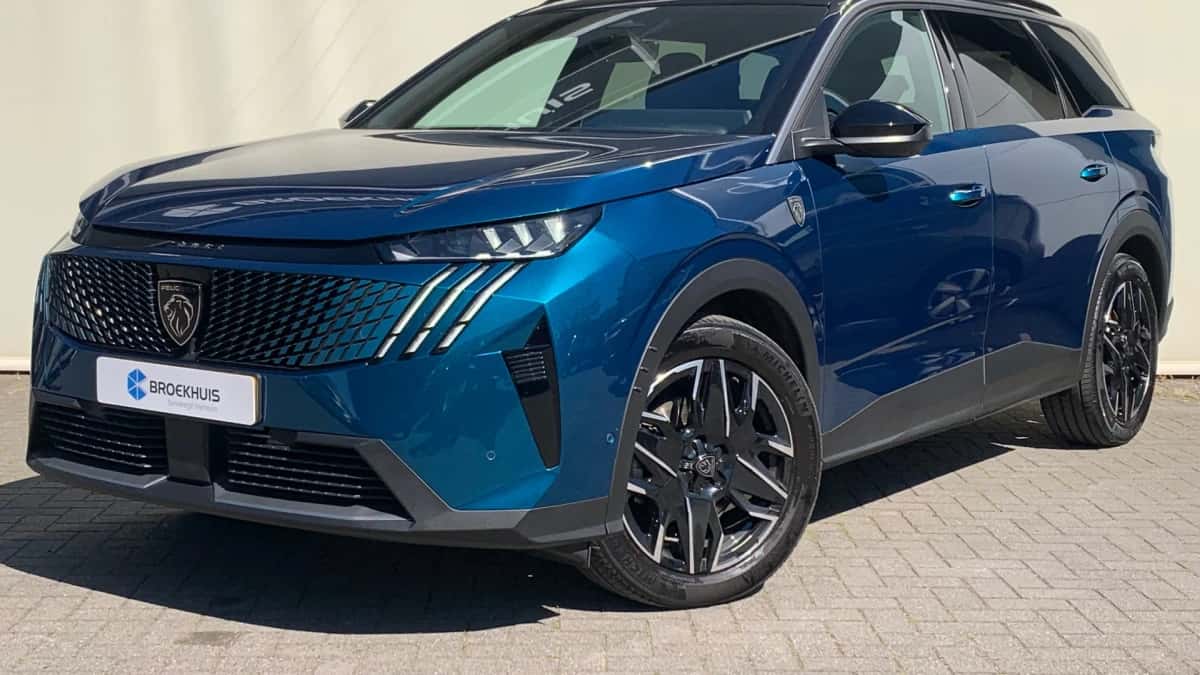Peugeot 5008 (2025) — foto 1