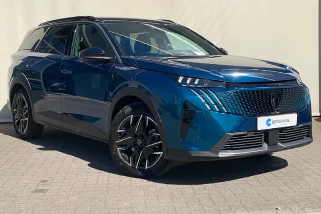 Peugeot 5008 (2025) thumbnail 3