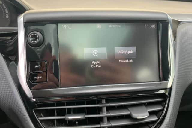 Peugeot 2008 (2016) thumbnail 20