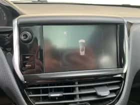 Peugeot 2008 (2016) thumbnail 23