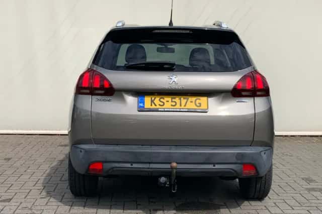 Peugeot 2008 (2016) thumbnail 5