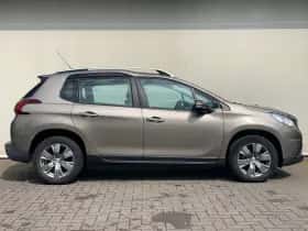 Peugeot 2008 (2016) thumbnail 6