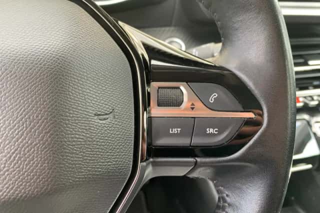 Peugeot 208 (2022) thumbnail 14