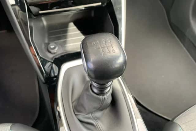 Peugeot 208 (2022) thumbnail 26