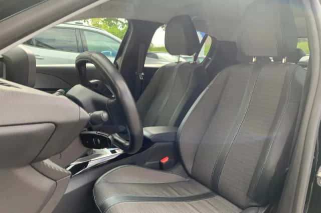 Peugeot 208 (2022) thumbnail 27