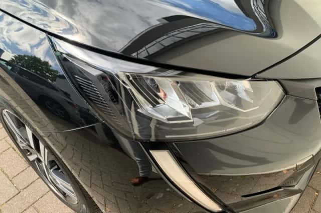 Peugeot 208 (2022) thumbnail 32