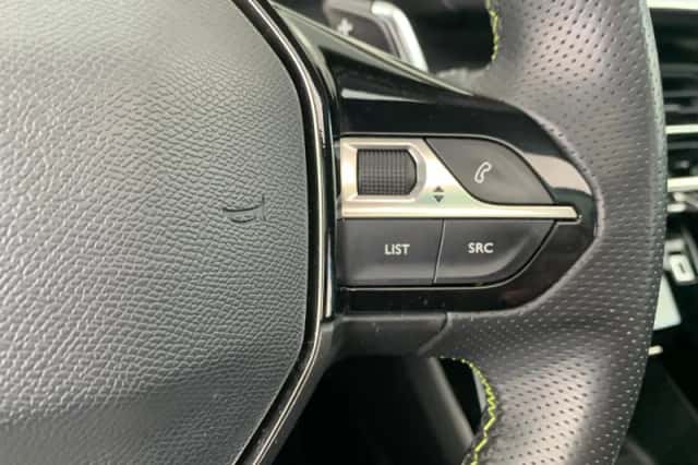 Peugeot 2008 (2020) thumbnail 14