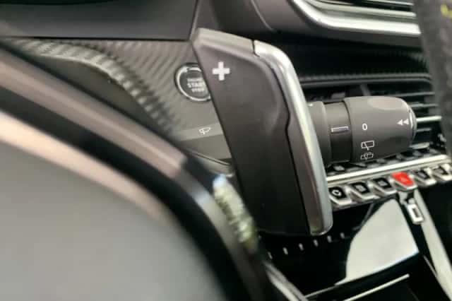 Peugeot 2008 (2020) thumbnail 15
