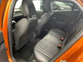 Peugeot 2008 (2020) thumbnail 34