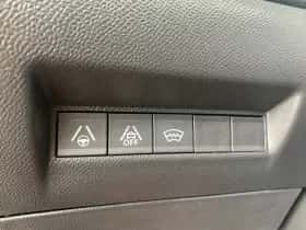 Peugeot 2008 (2020) thumbnail 10