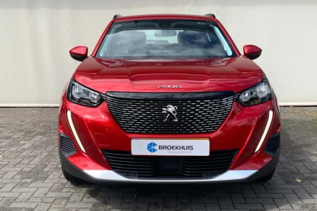 Peugeot 2008 (2020) thumbnail 2