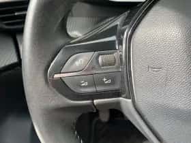 Peugeot 2008 (2020) thumbnail 13