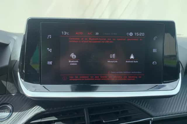 Peugeot 2008 (2020) thumbnail 18