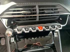 Peugeot 2008 (2020) thumbnail 24