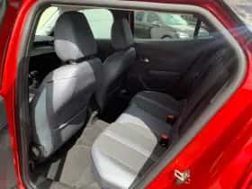 Peugeot 2008 (2020) thumbnail 29