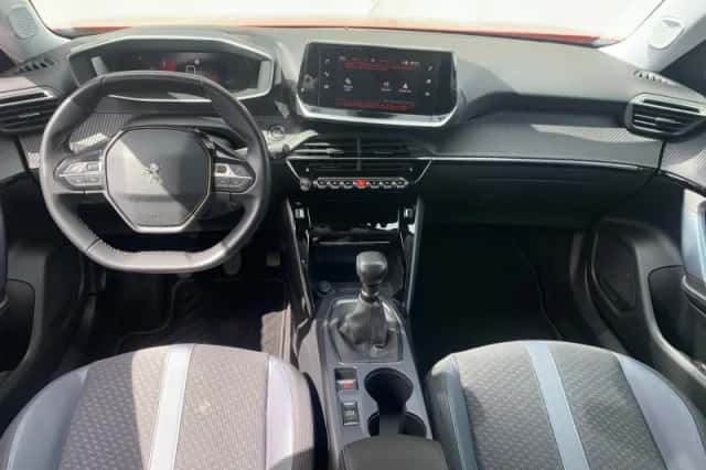 Peugeot 2008 (2020) thumbnail 31