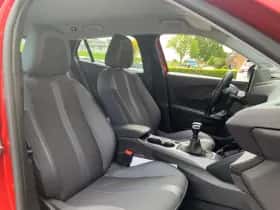 Peugeot 2008 (2020) thumbnail 32