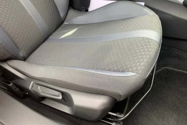 Peugeot 2008 (2020) thumbnail 33