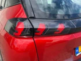 Peugeot 2008 (2020) thumbnail 36