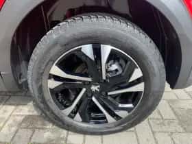 Peugeot 2008 (2020) thumbnail 41