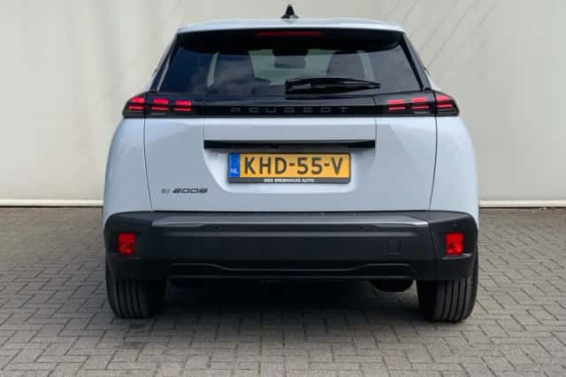 Peugeot e-2008 (2026) thumbnail 5