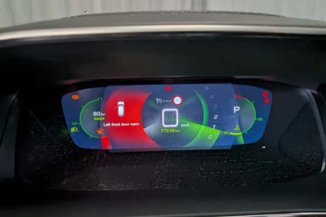 Peugeot 208 (2021) thumbnail 6
