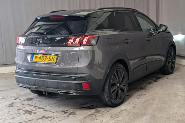 Peugeot 3008 (2022) thumbnail 3