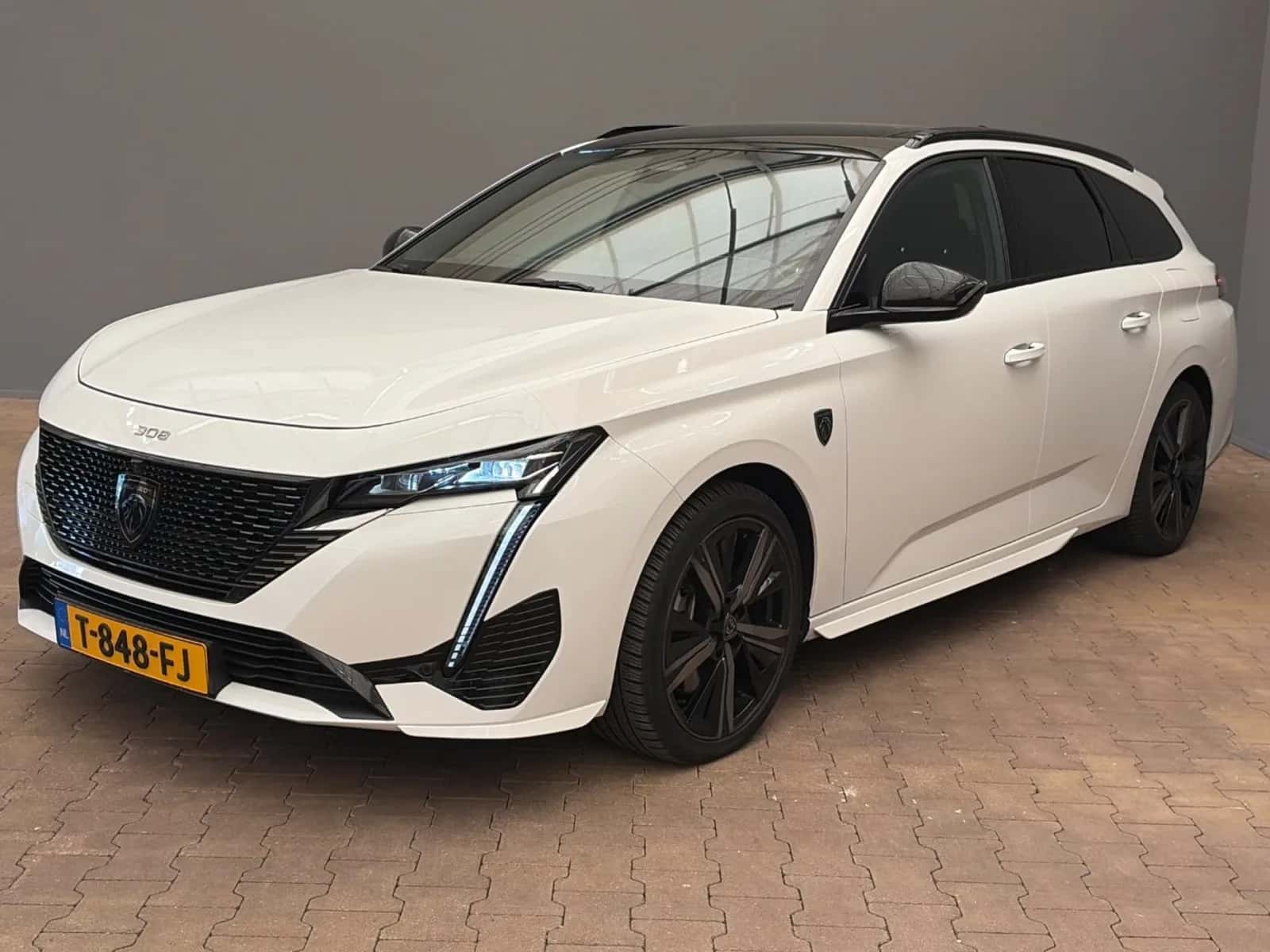 Peugeot 308 (2023) — foto 1