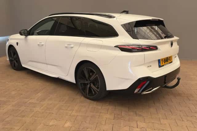 Peugeot 308 (2023) thumbnail 4