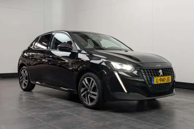 Peugeot 208 (2021) thumbnail 2