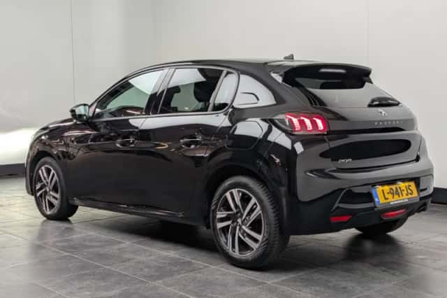 Peugeot 208 (2021) thumbnail 4