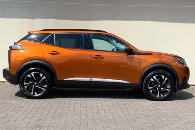 Peugeot e-2008 (2021) thumbnail 6