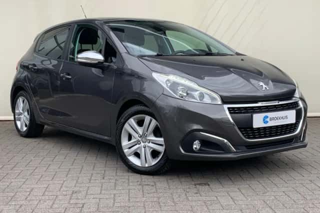 Peugeot 208 (2019) thumbnail 3