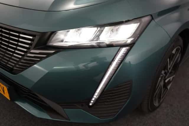 Peugeot 308 (2022) thumbnail 12