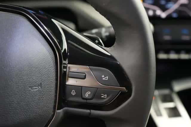 Peugeot 308 (2022) thumbnail 15