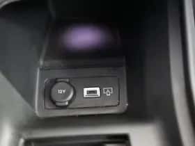 Peugeot 308 (2022) thumbnail 25