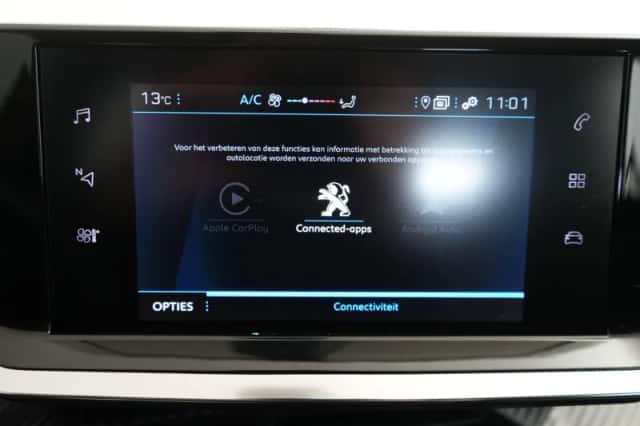 Peugeot 208 (2023) thumbnail 11