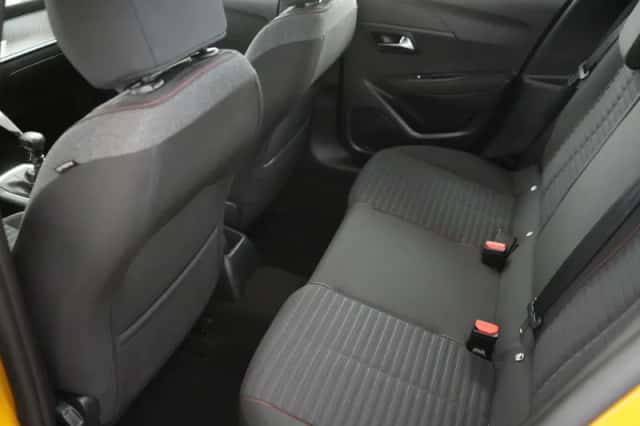 Peugeot 208 (2023) thumbnail 21