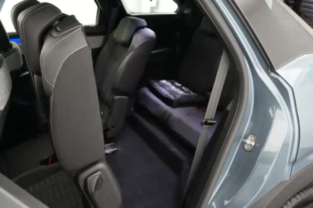 Peugeot 5008 (2025) thumbnail 17