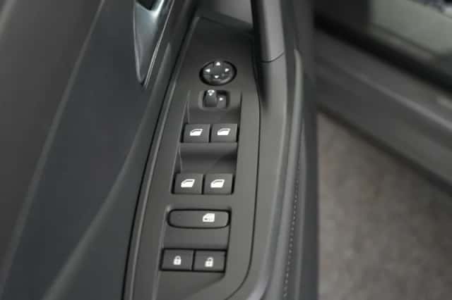 Peugeot 408 (2025) thumbnail 12