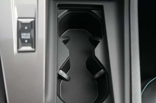 Peugeot 408 (2025) thumbnail 18
