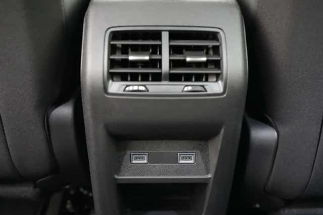 Peugeot 408 (2025) thumbnail 8