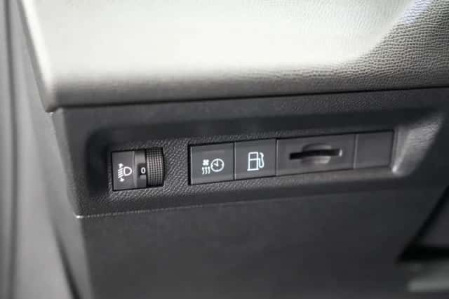 Peugeot 408 (2025) thumbnail 10