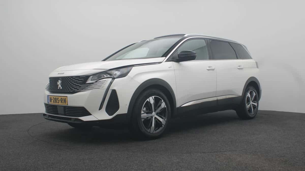 Peugeot 5008 (2022) — foto 1